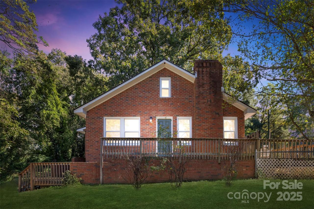 615 W Park Dr., Monroe, NC 28112