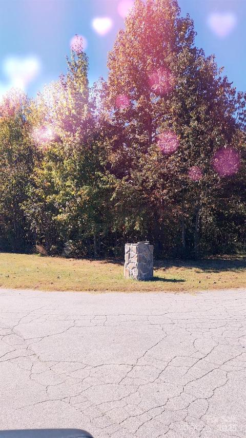 32 Planters Row Rd., Iron Station, NC 28080