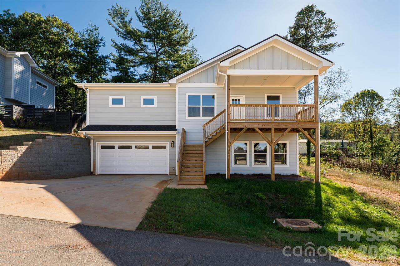 65 Greenwood Fields Dr., Asheville, NC 28804