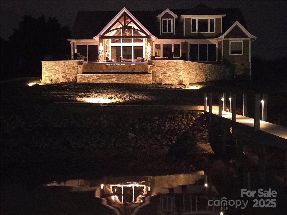 5086 Windward Point Ln., Denver, NC 28037