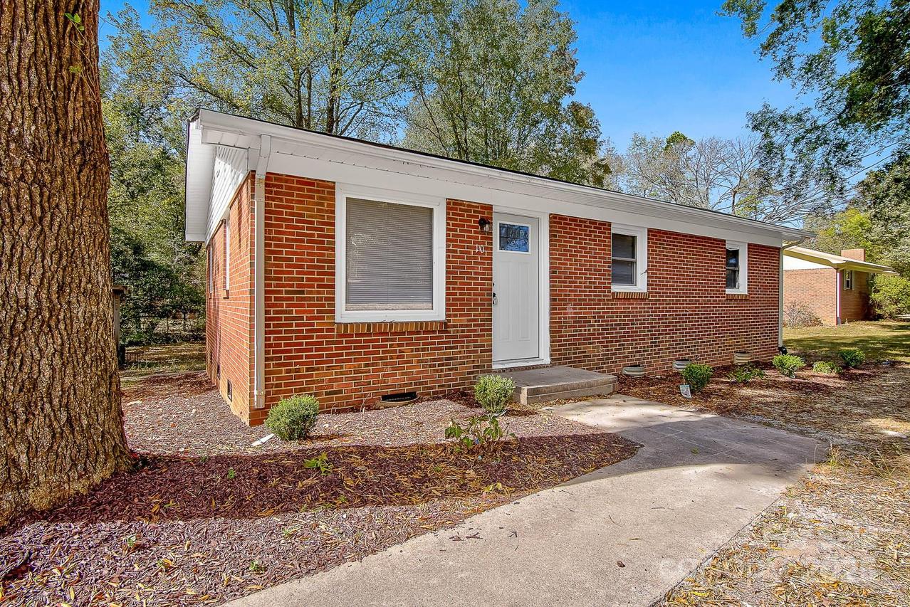 10 Grant St., Lexington, NC 27292