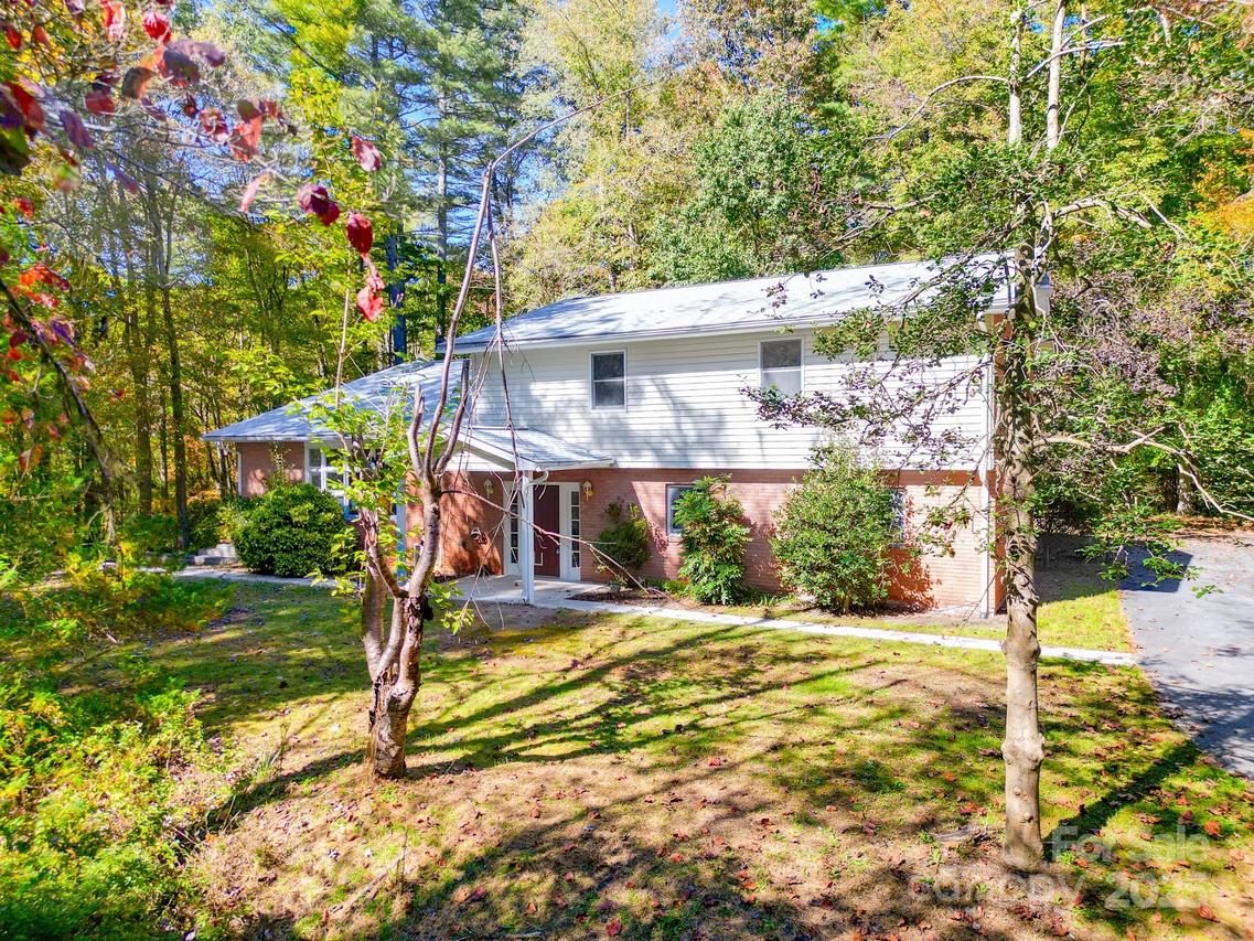 200 Riley Ln., Pisgah Forest, NC 28768