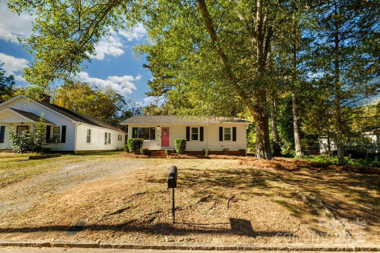 333 Hillandale St., Concord, NC 28025