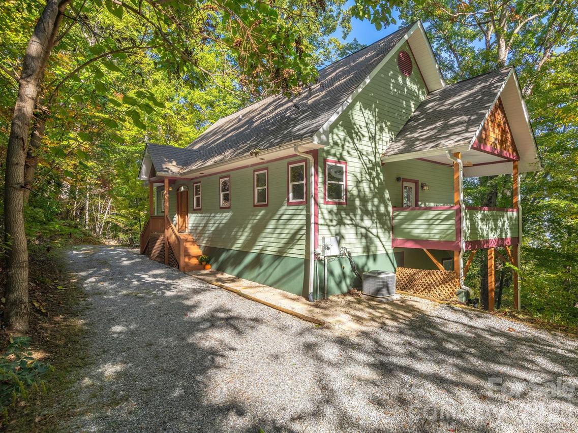 72 Wildflower Mountain Tr., Candler, NC 28715