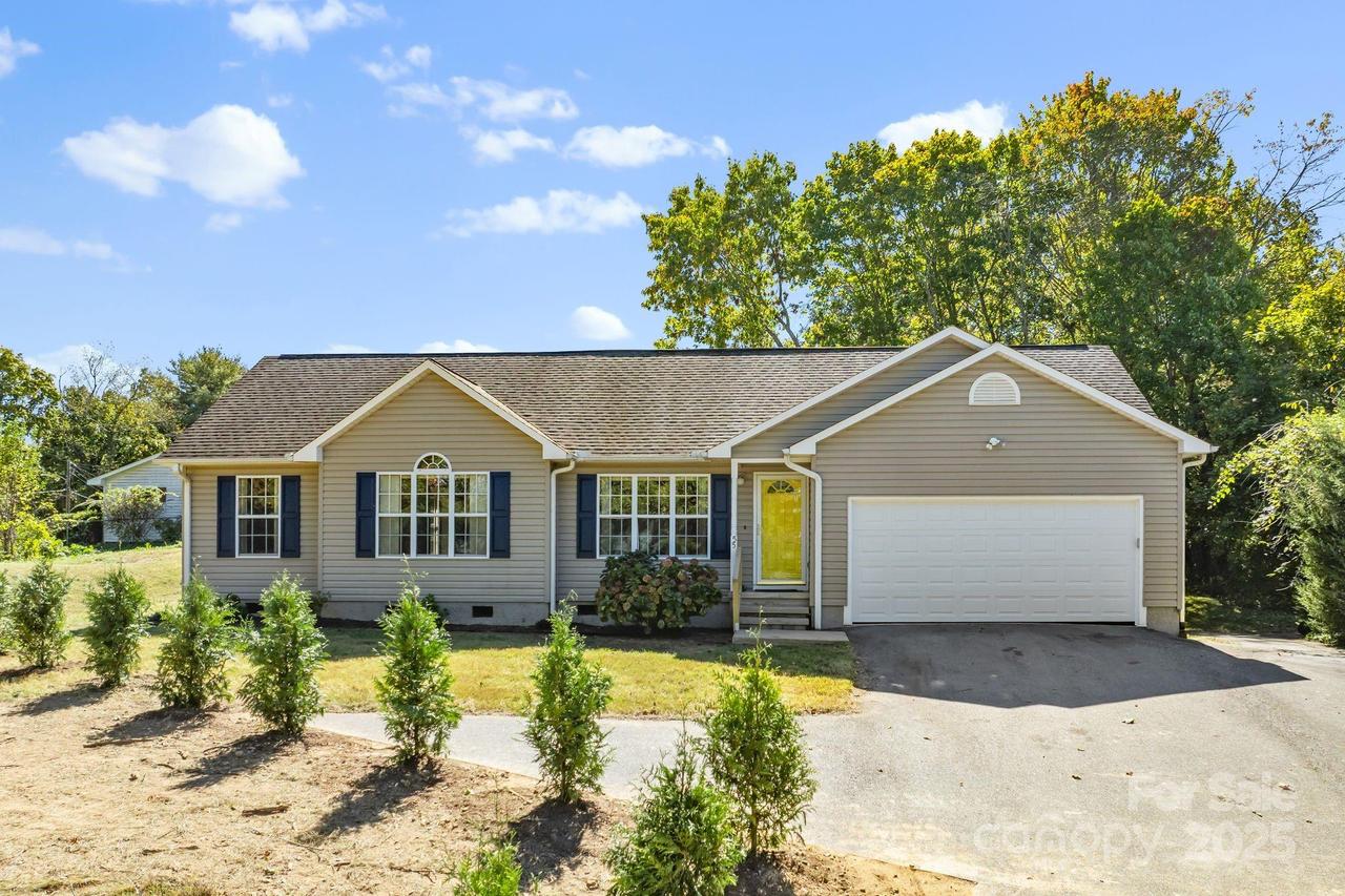 61 Wyatt St., Asheville, NC 28803
