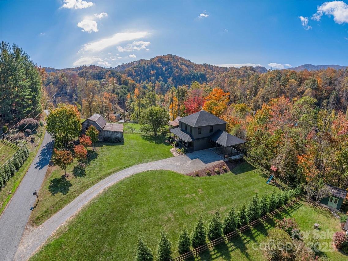 162 Frazier Rd., Canton, NC 28716