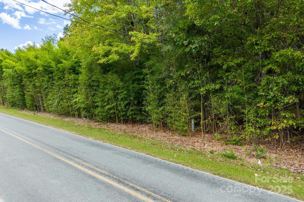 1615 Fox Dairy Rd. #1-2, Newton, NC 28658