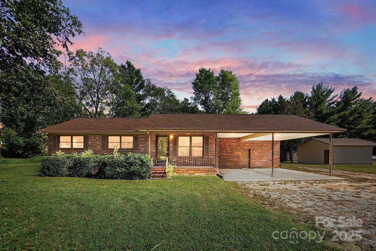 3230 W Innes St., Salisbury, NC 28144
