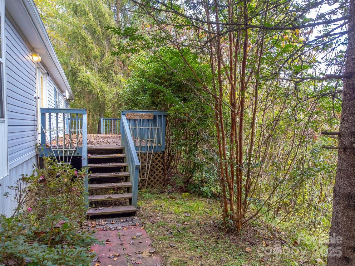 197 Savannah Meadows Tr., Sylva, NC 28779