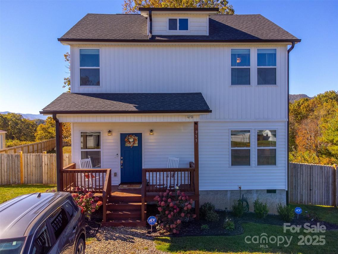 955 N Canton Rd., Canton, NC 28716