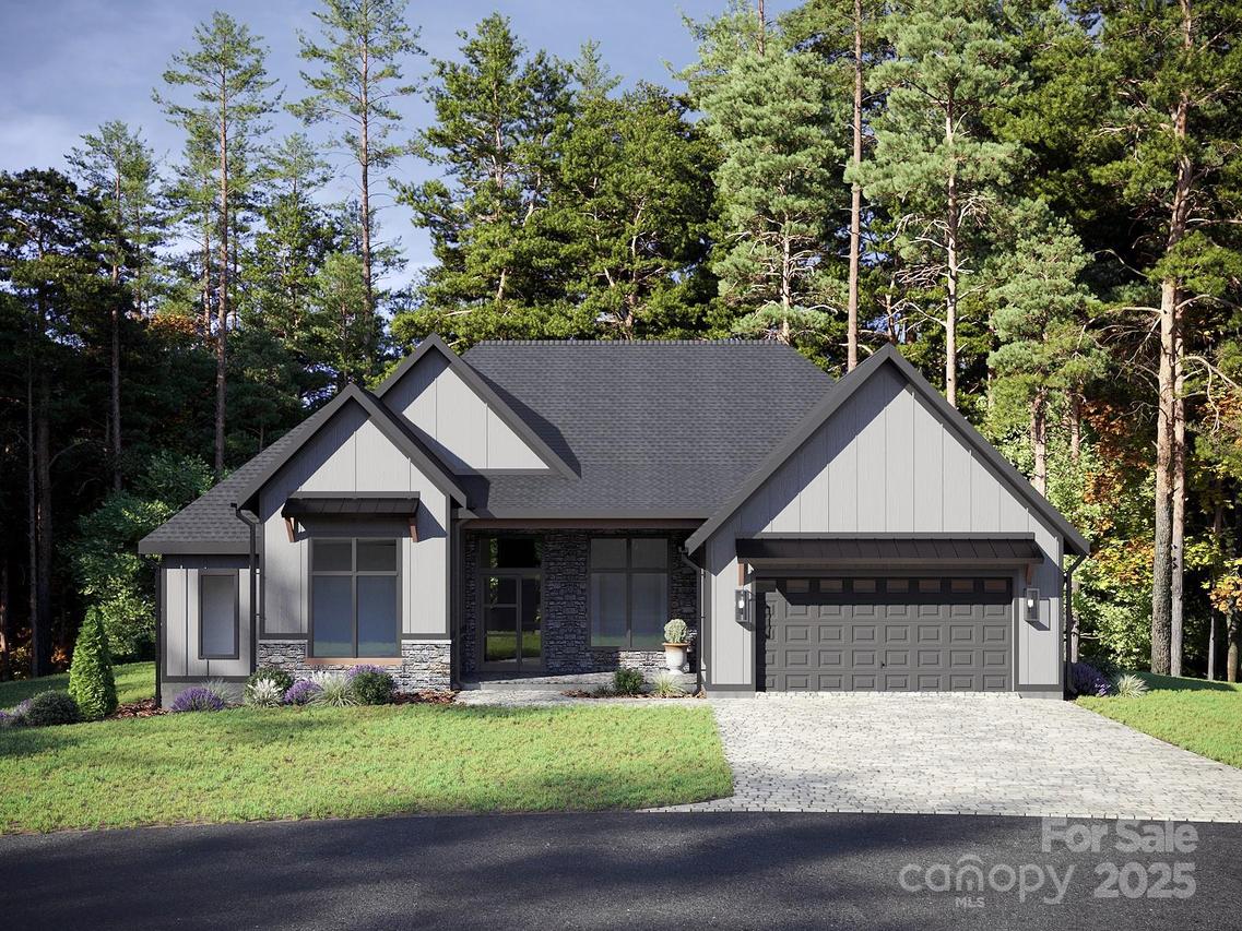 67 Mont Clair Tr., Horse Shoe, NC 28742