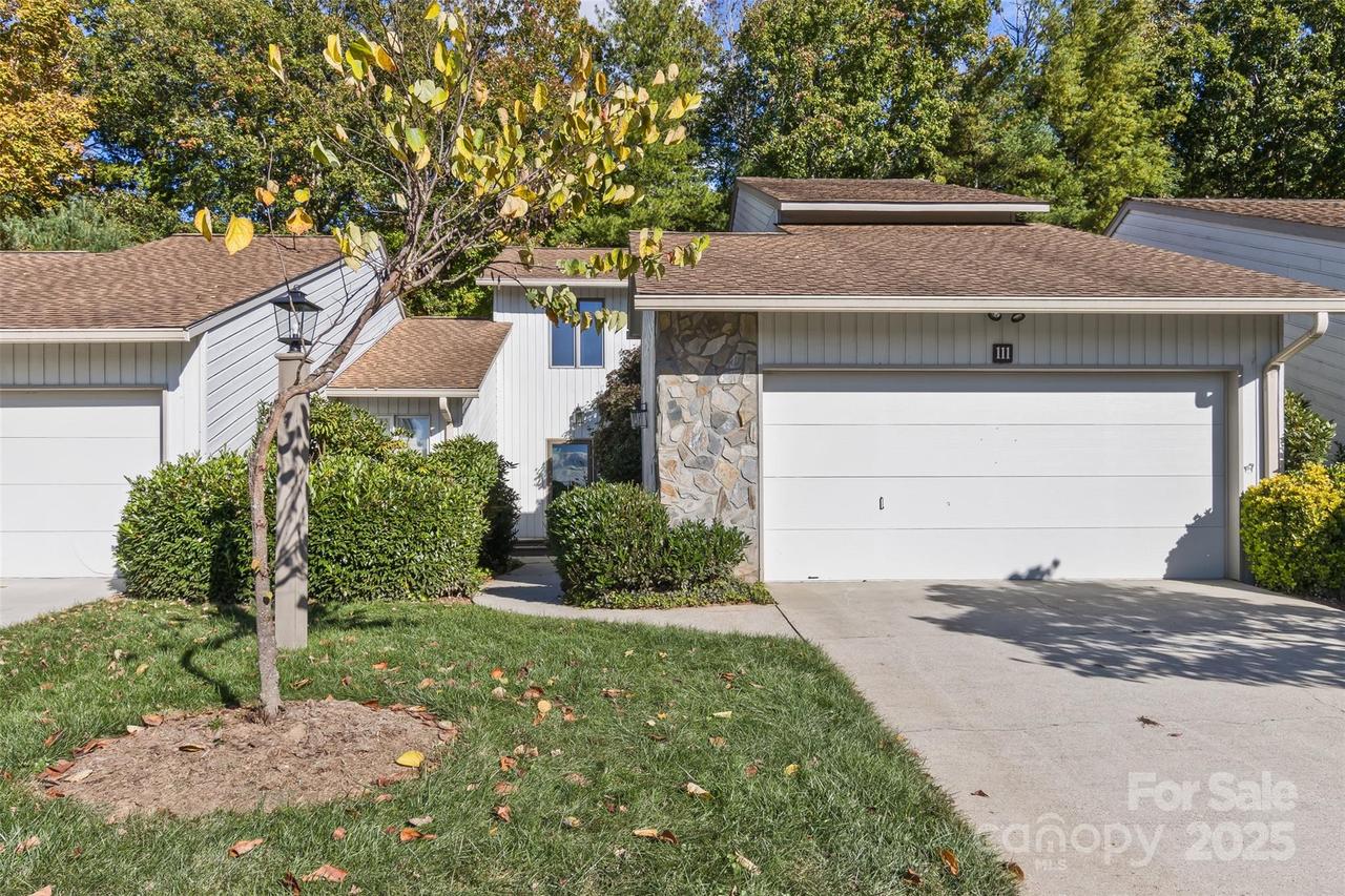 111 Cloverleaf Ln., Asheville, NC 28803