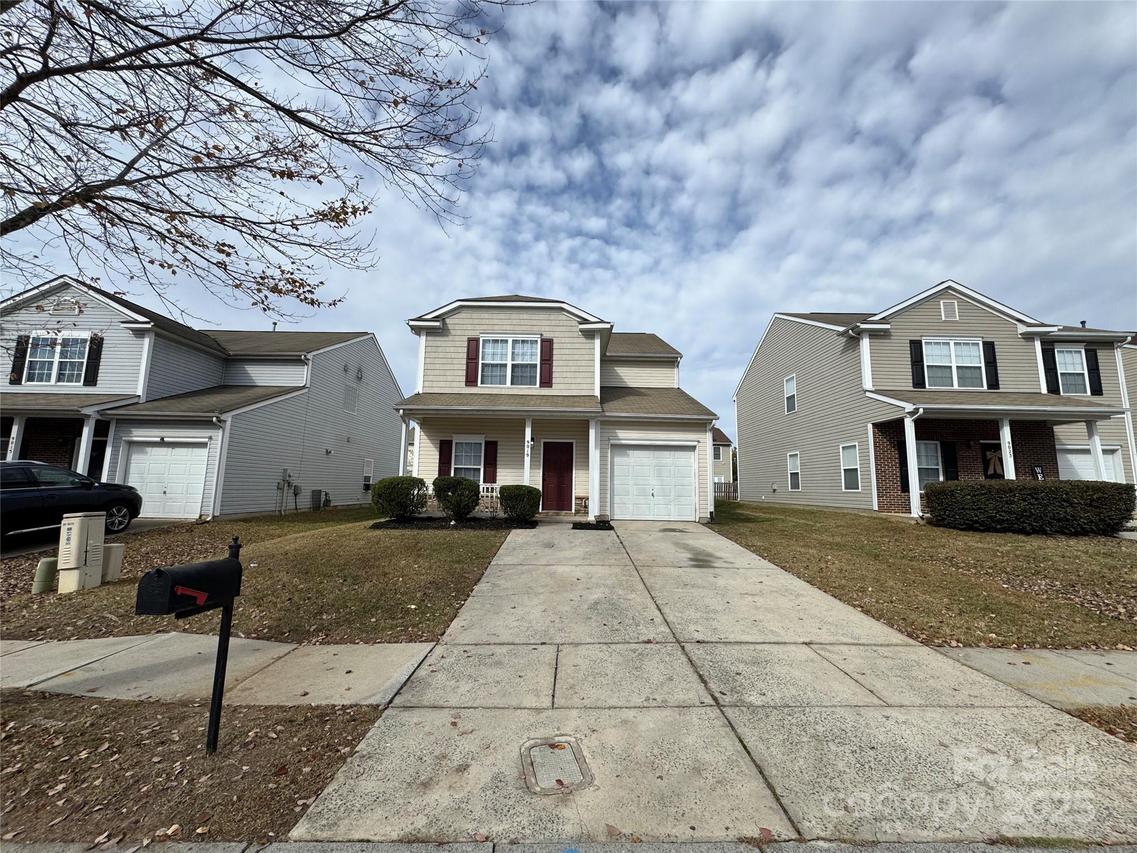 9019 Newfield St., Charlotte, NC 28216