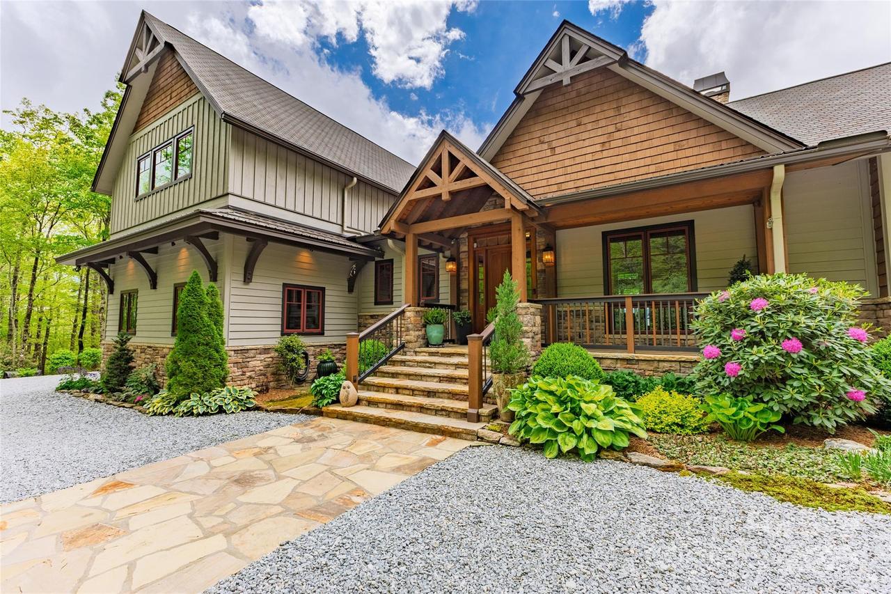 264 Jocassee Tr., Sapphire, NC 28774