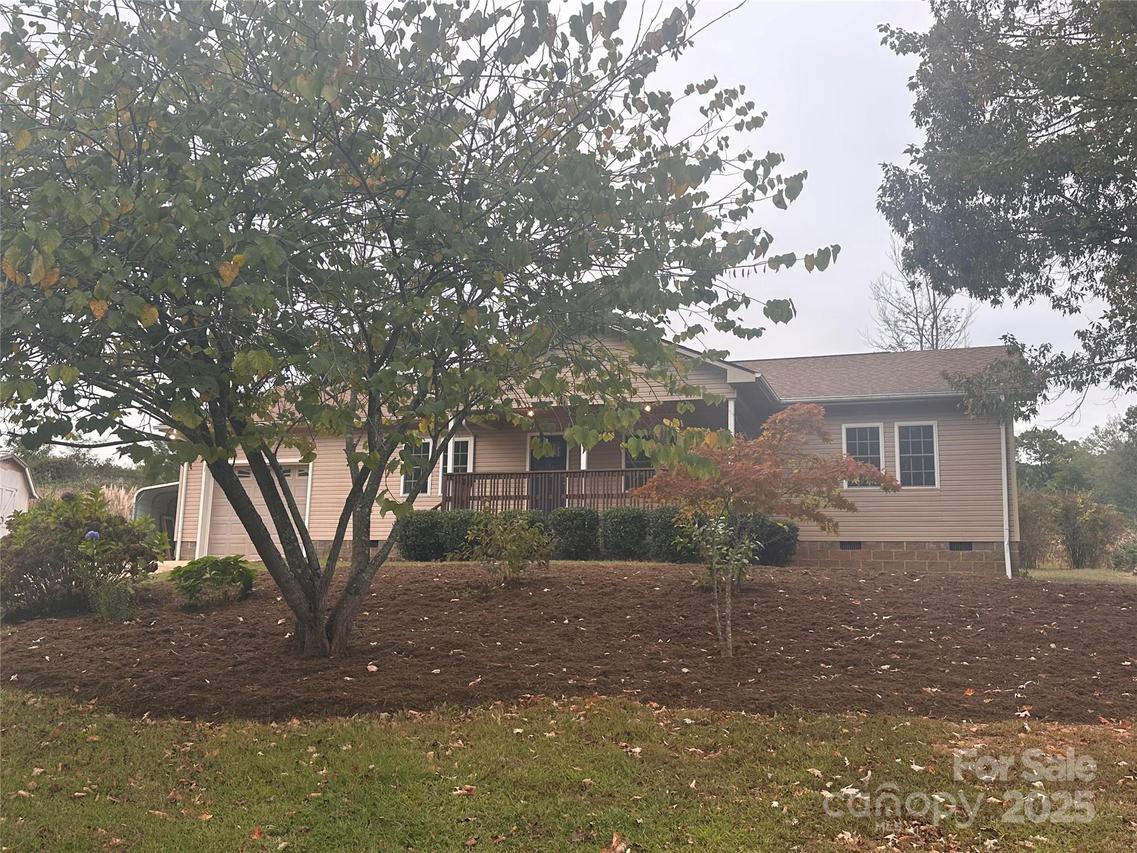 12087 Traphill Rd., Traphill, NC 28685