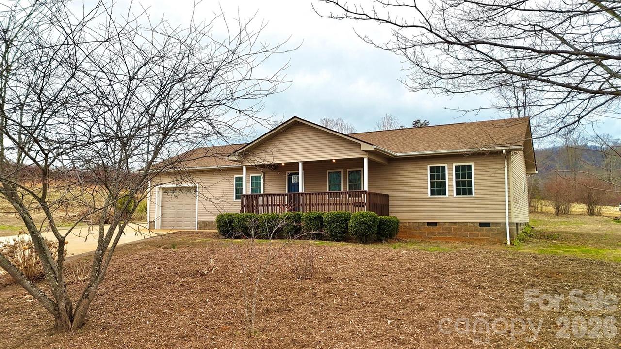 12087 Traphill Rd., Traphill, NC 28685