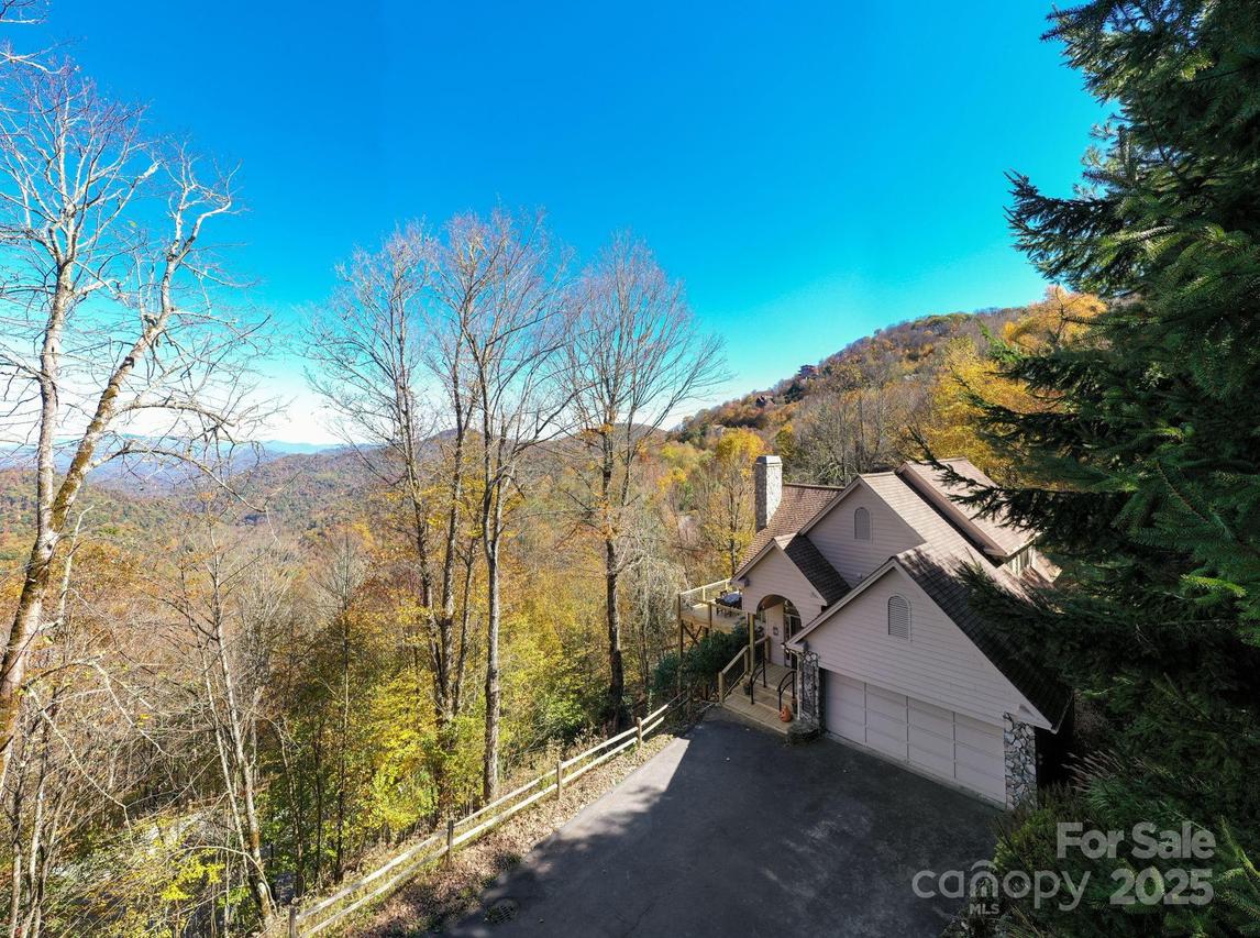 481 Overlook Dr., Mars Hill, NC 28754