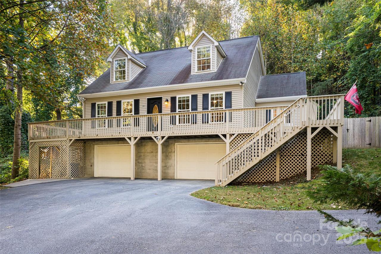 315 Glenn Bridge Rd., Arden, NC 28704