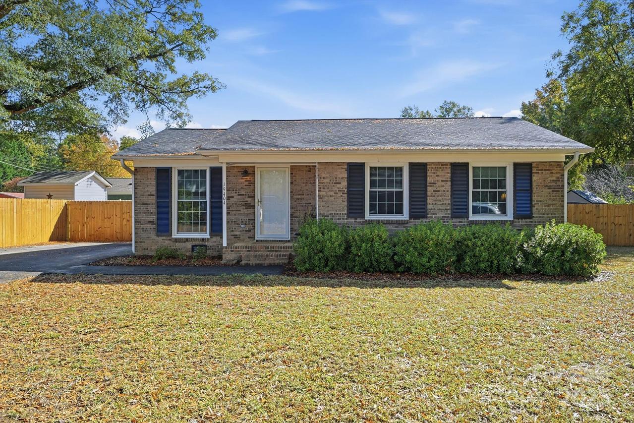 19404 Center St., Cornelius, NC 28031