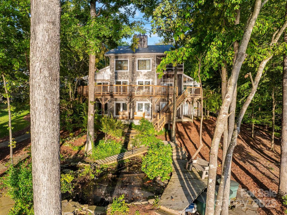 122 Mountain Harbor Dr., Lexington, NC 27292