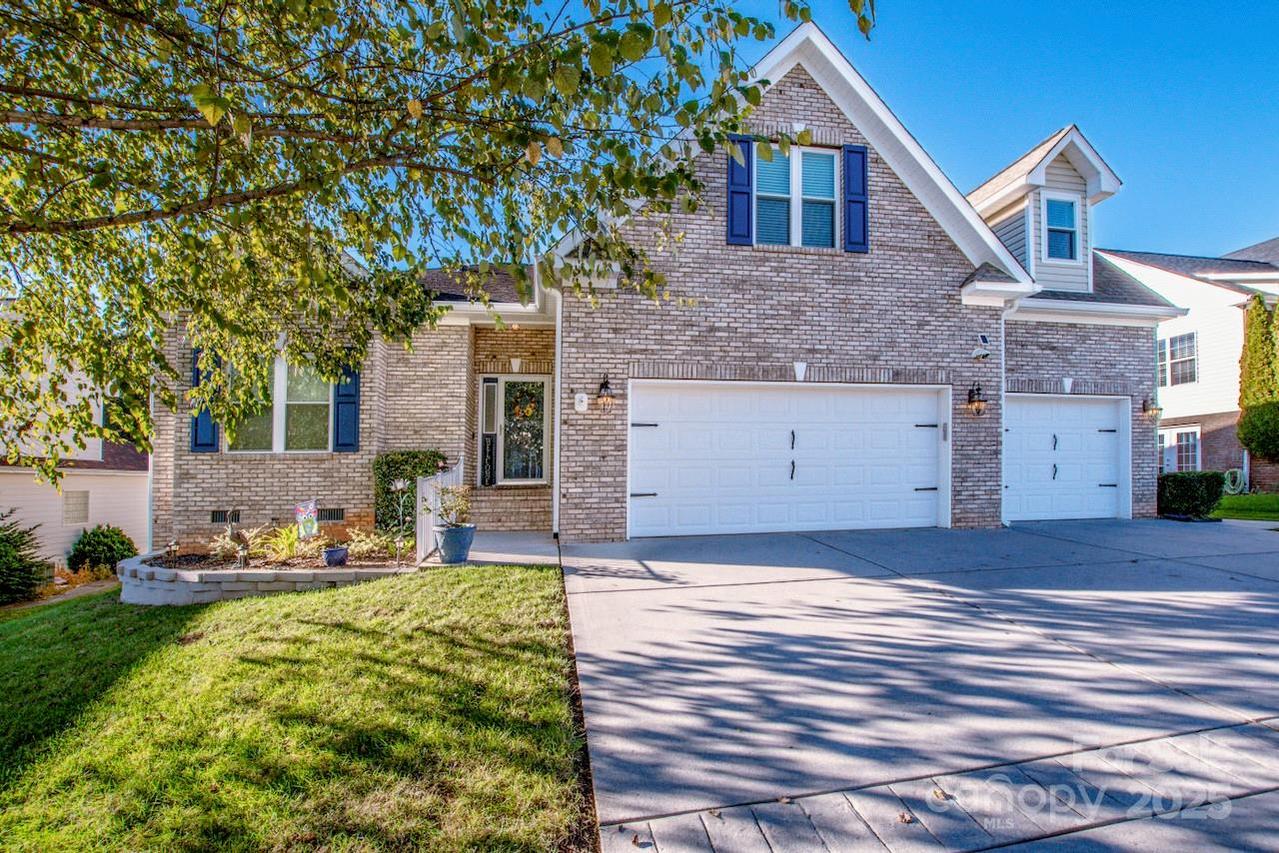 132 Quail Haven Dr., Troutman, NC 28166