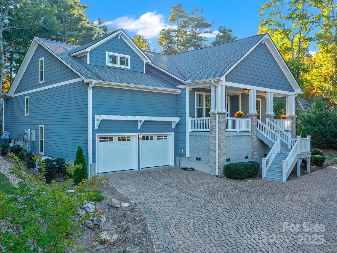 143 Long Tail Ln., Hendersonville, NC 28739