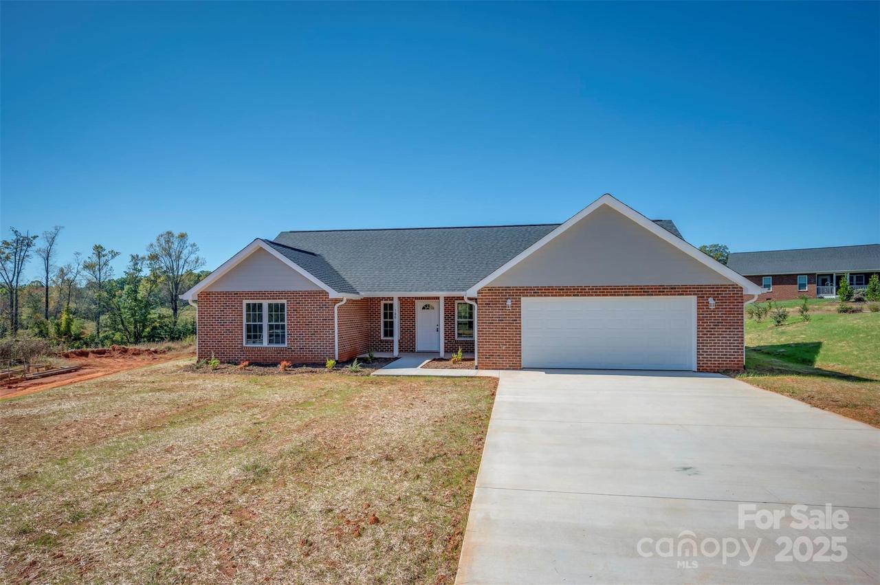 180 Central Park Cir., Spindale, NC 28160