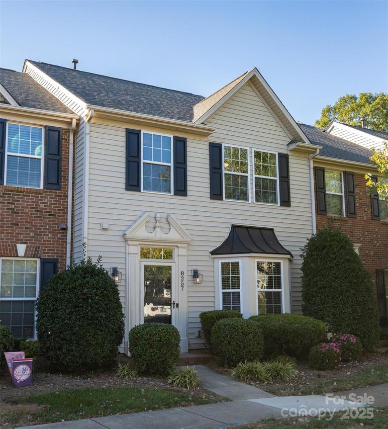 8257 Bridgegate Dr., Huntersville, NC 28078
