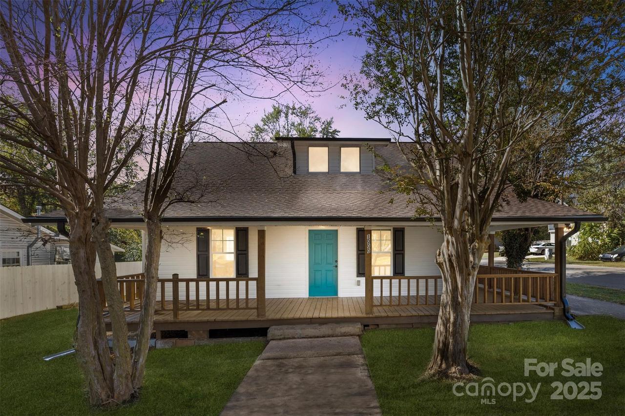 1000 Caldwell St., Statesville, NC 28677