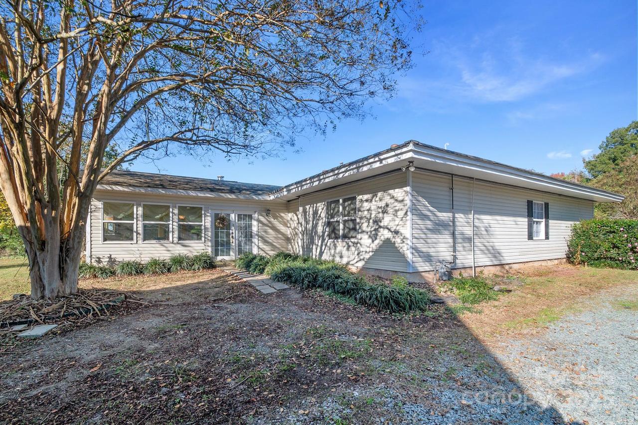 1115 Jamestowne Dr., Monroe, NC 28110