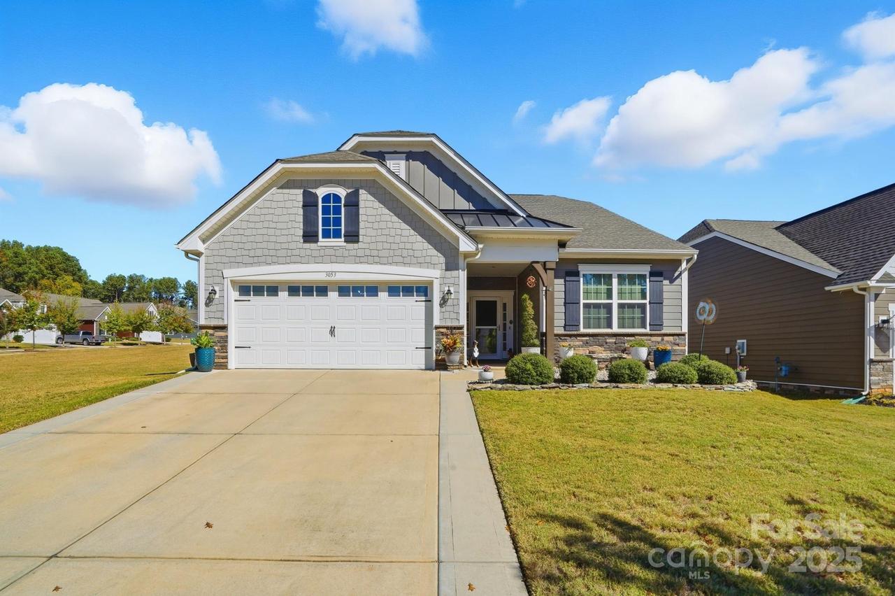 3053 Rosseau Ln., Mount Holly, NC 28120