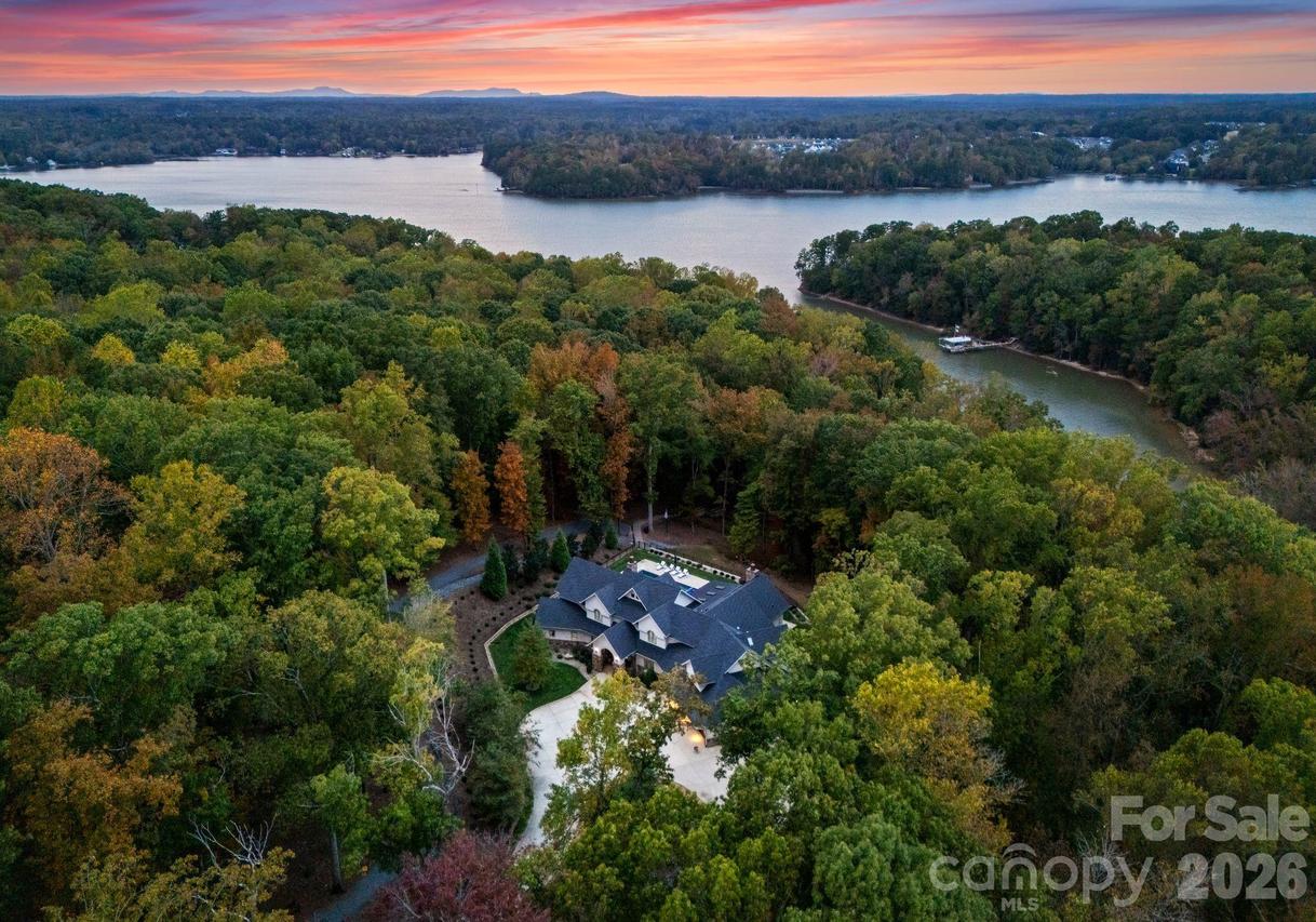 13400 Sage Thrasher Ln., Charlotte, NC 28278
