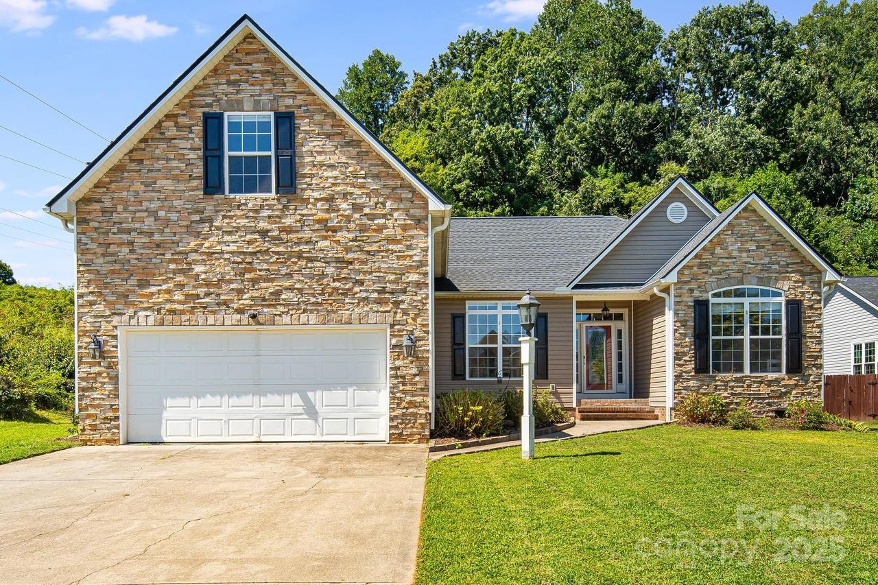 7 Groton Way, Arden, NC 28704