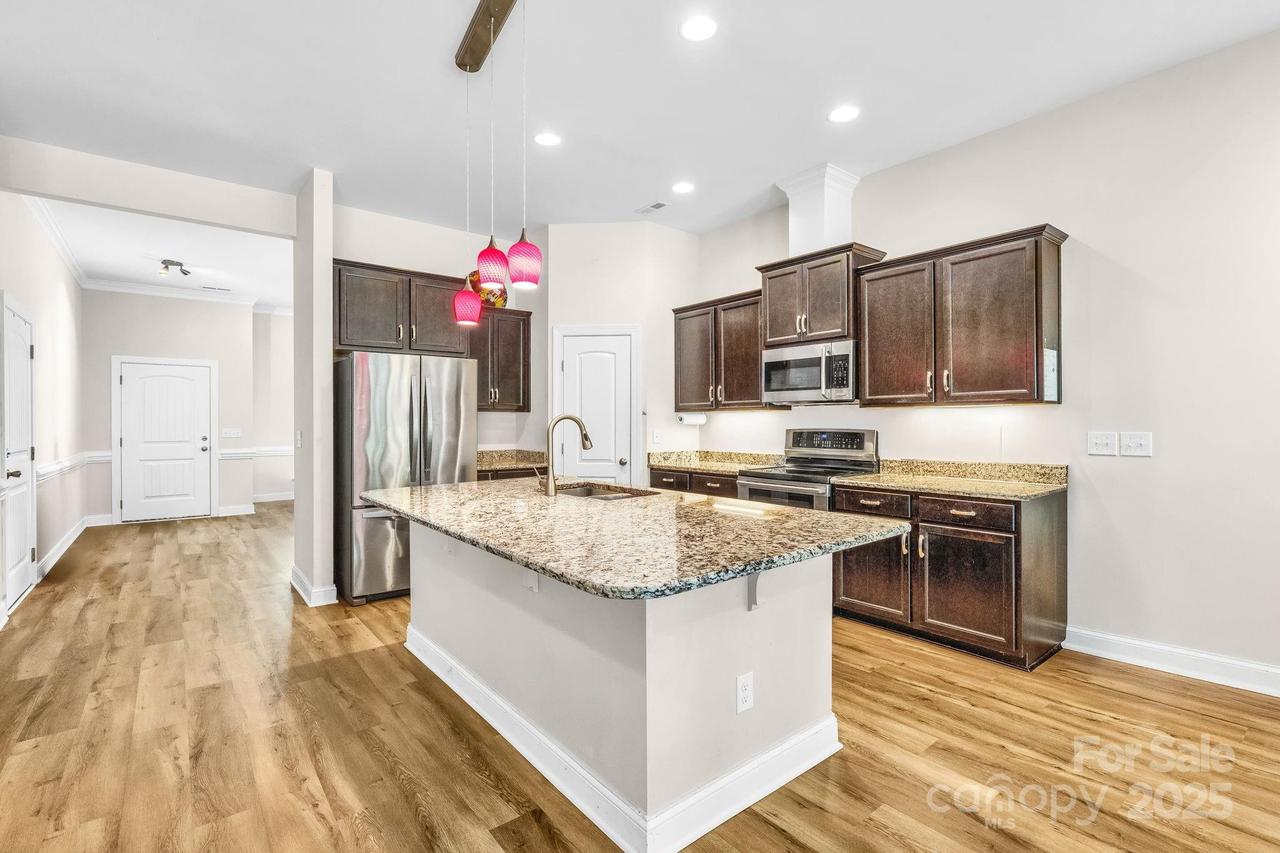 16408 Mckee Ridge Dr., Charlotte, NC 28278