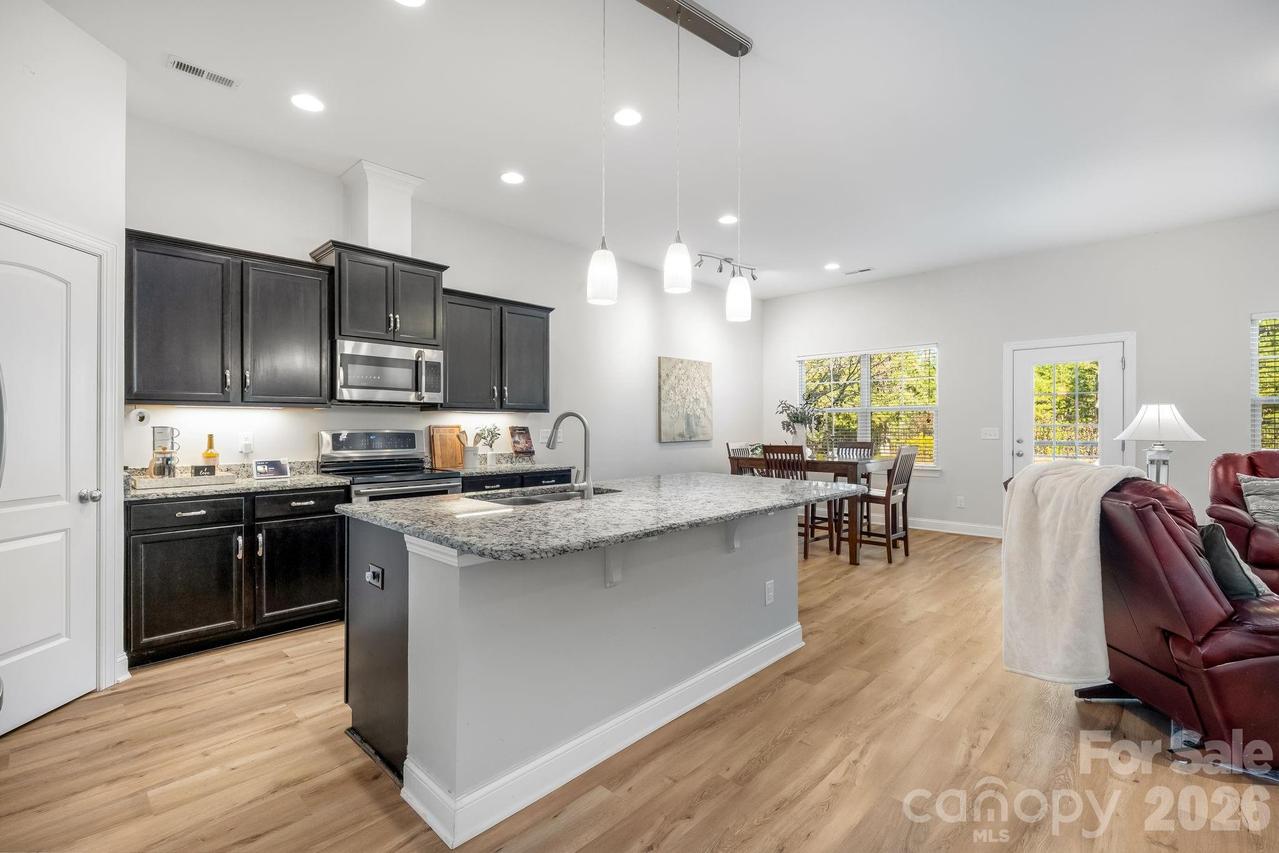 16408 Mckee Ridge Dr., Charlotte, NC 28278