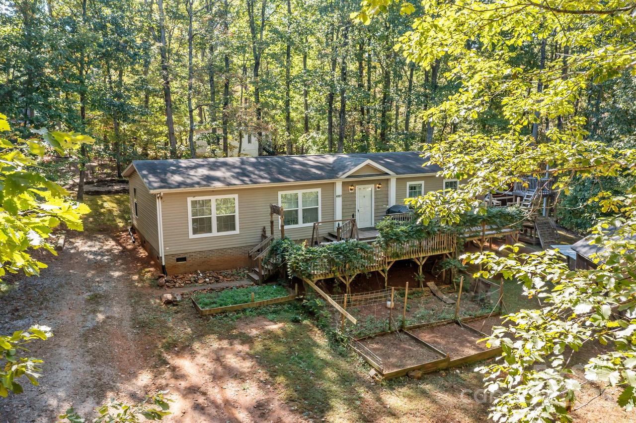 4897 Sierra Dr., Maiden, NC 28650