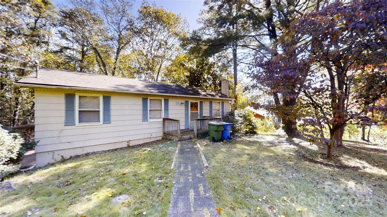 111 Cisco Rd., Asheville, NC 28805