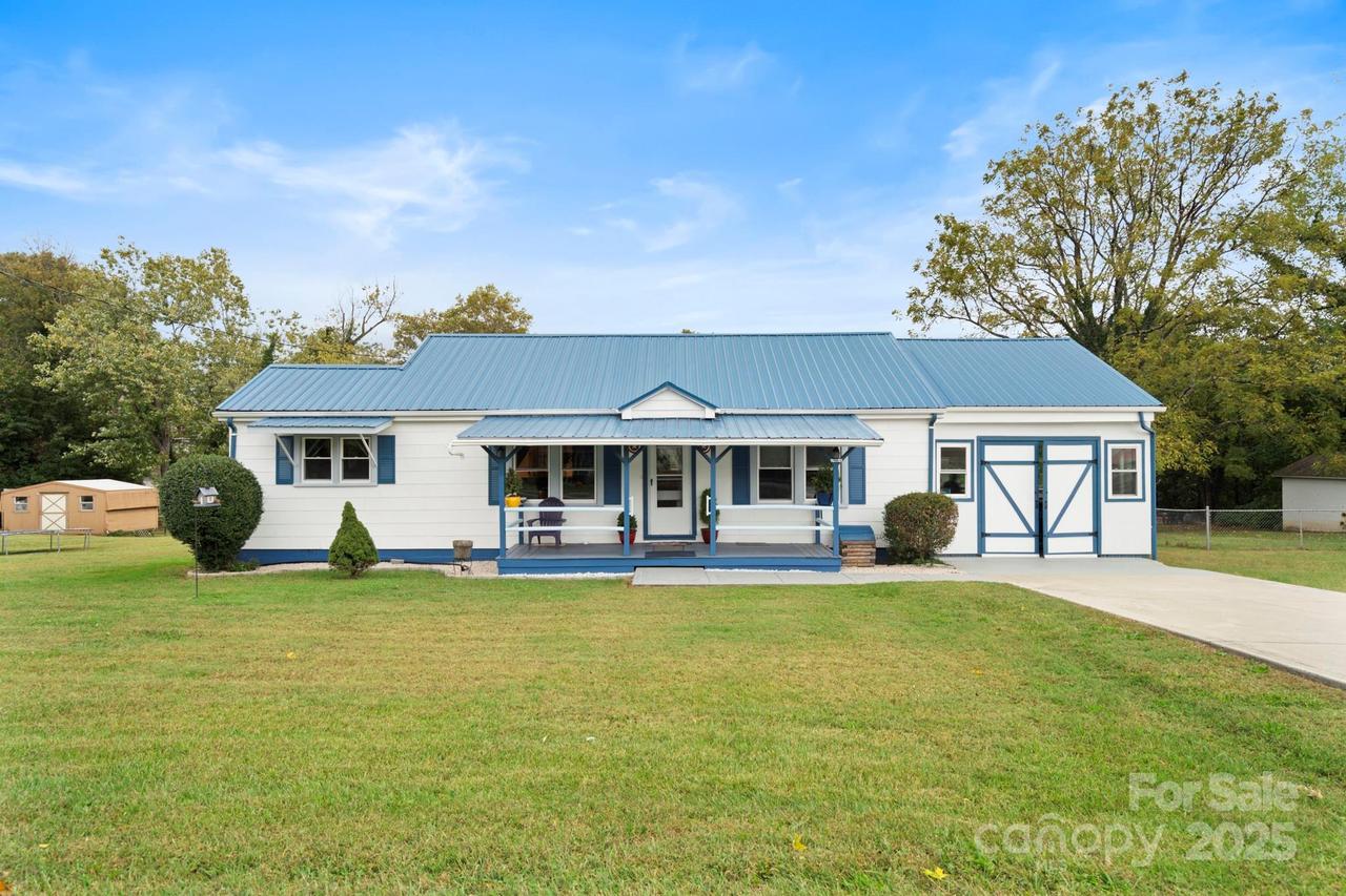 315 21st St., Hickory, NC 28602