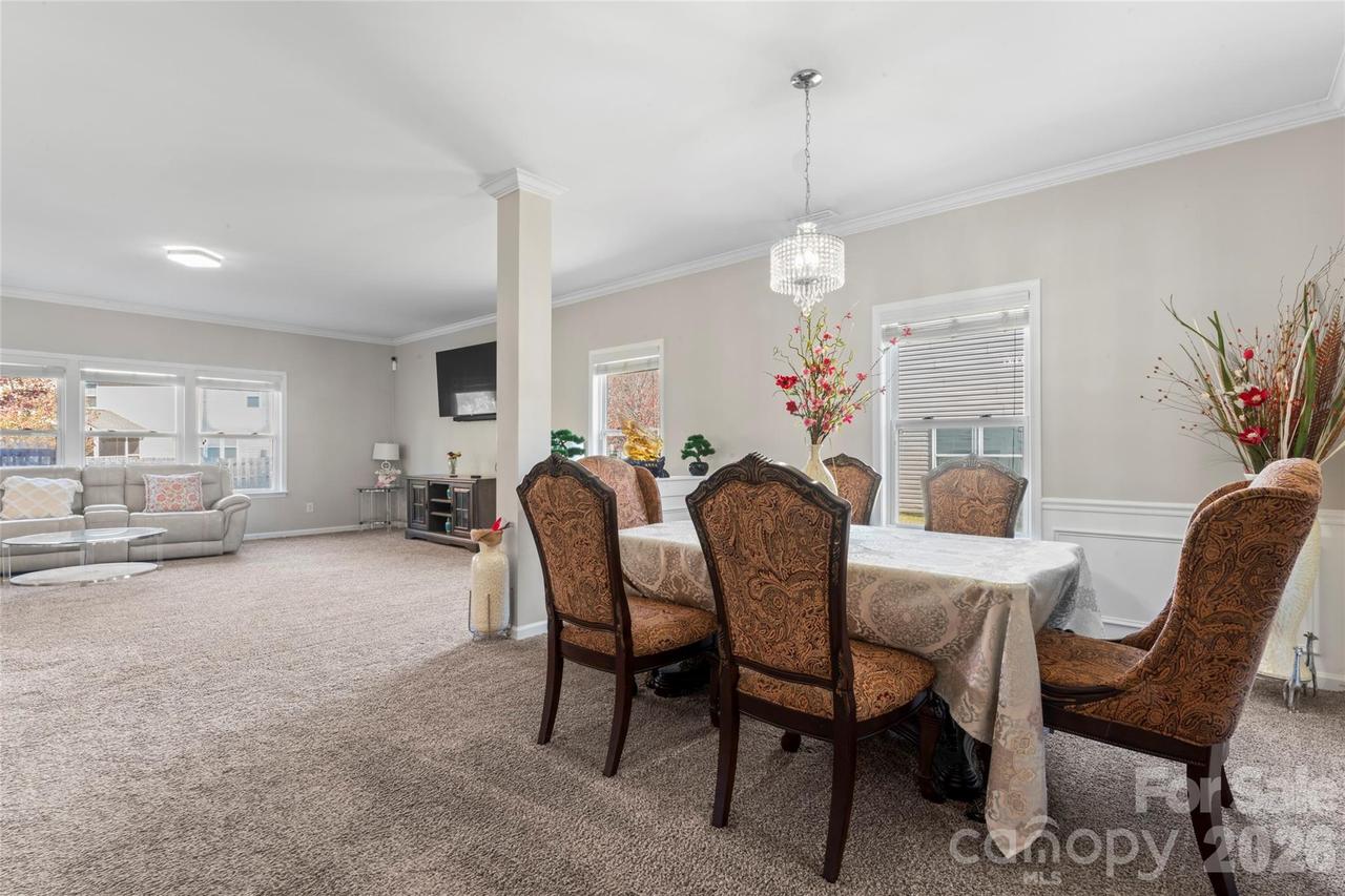 14422 Lake Crossing Dr., Charlotte, NC 28278