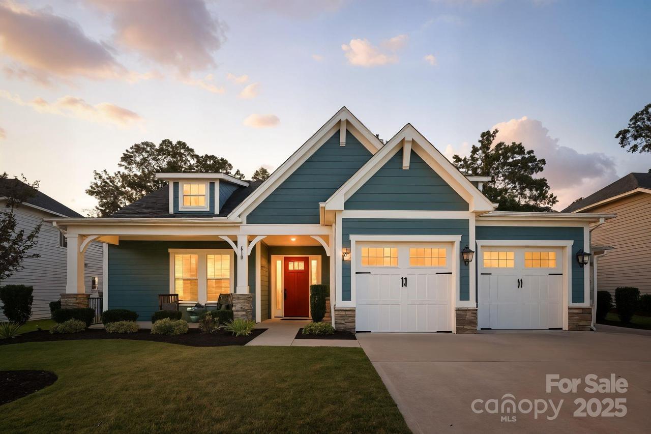 6101 Sandy Point Ln., Belmont, NC 28012