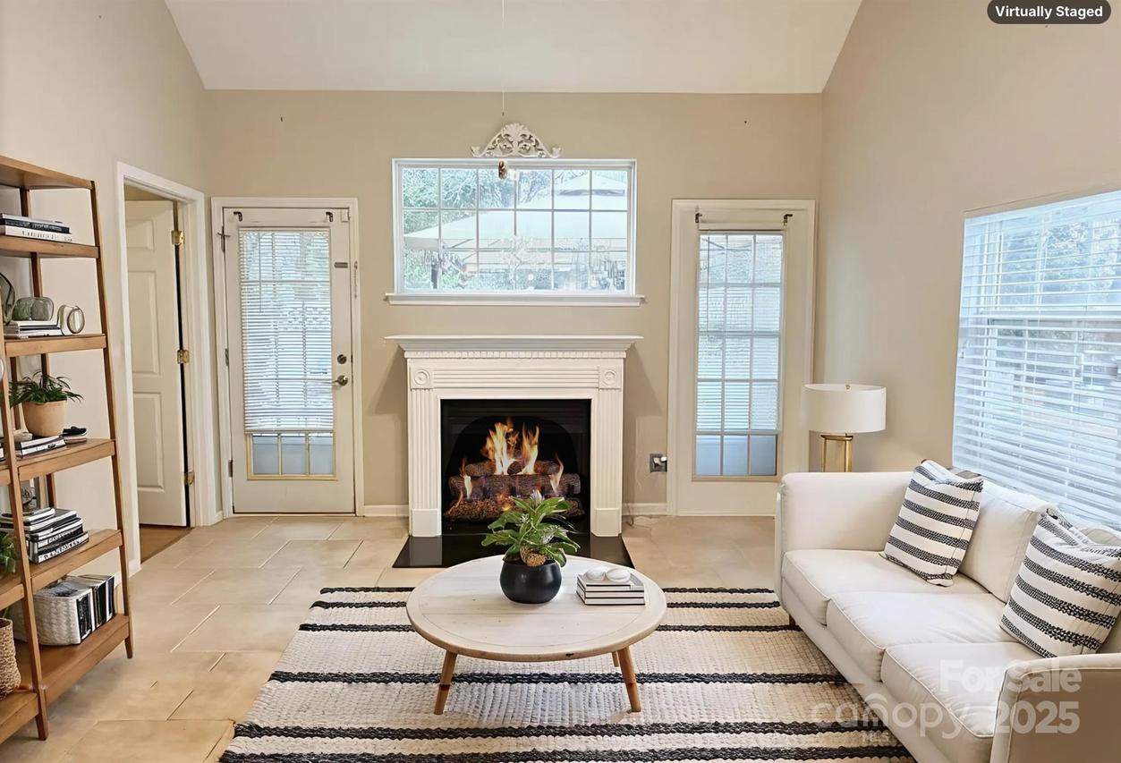 8640 Robinson Forest Dr., Charlotte, NC 28277