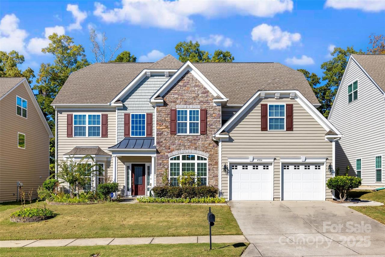 4904 Pepper Dr., Harrisburg, NC 28075