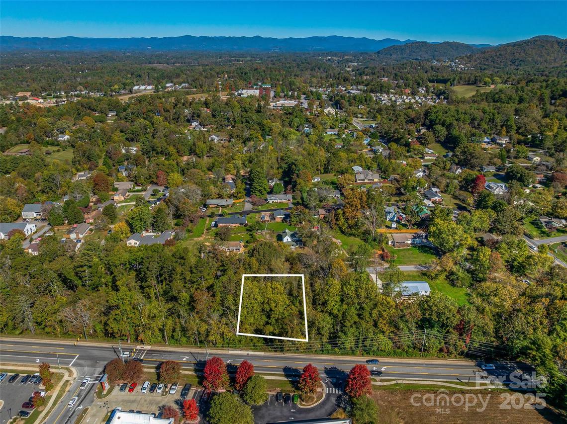 0000 Clinton St. #2, Weaverville, NC 28787