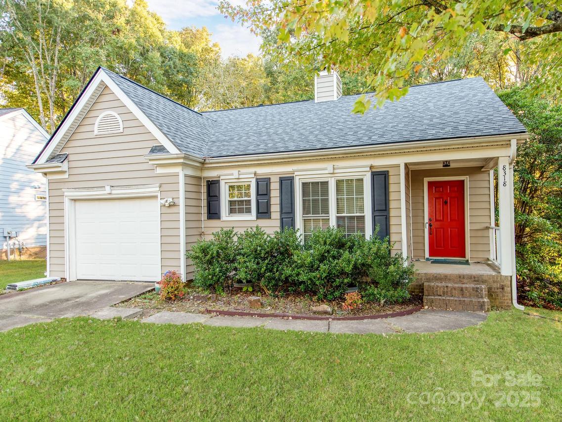 8318 David Lee Ln., Charlotte, NC 28227