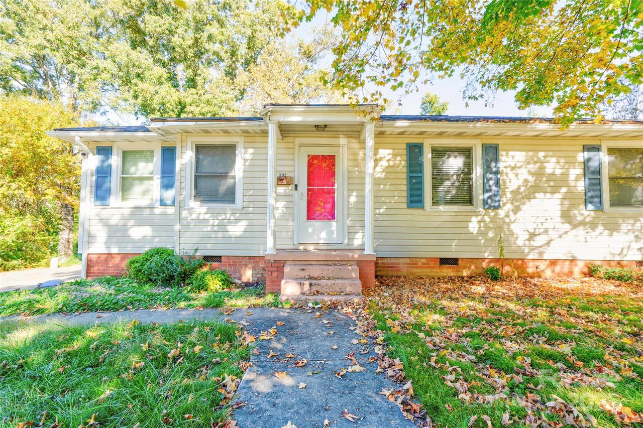 302 Houser St., Cherryville, NC 28021