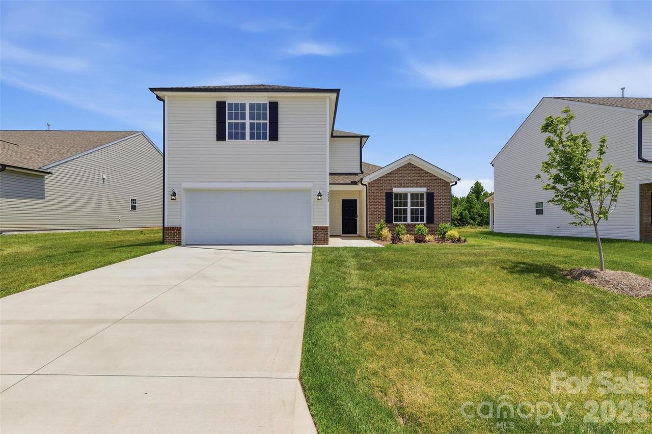228 Waylon Ct., Lexington, NC 27295
