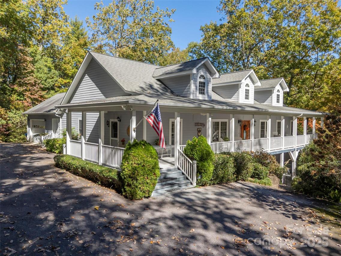 89 Memory Ln., Saluda, NC 28773