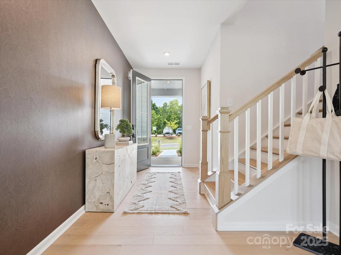 611 Webster Ln., Cramerton, NC 28032