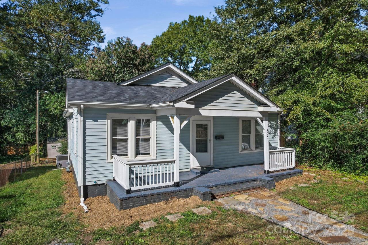 703 S South St., Gastonia, NC 28052