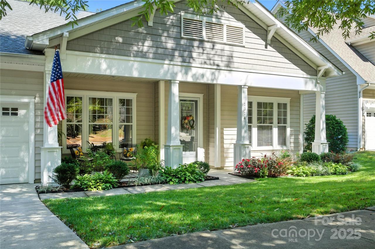 1314 Sarandon Dr., Matthews, NC 28104